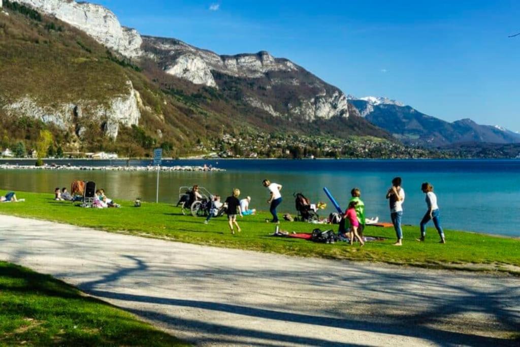 Entre Lac Et Montagne Annecy Exterior photo